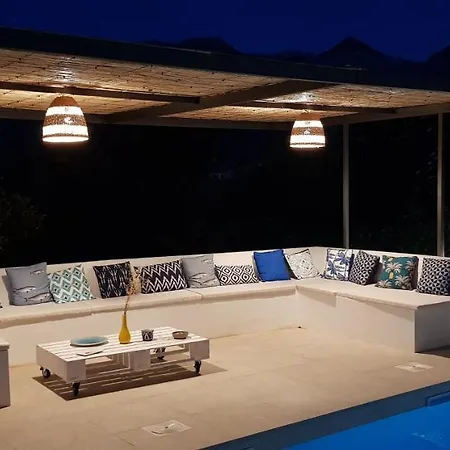 Feriehus Es Campet, Charmante Finca, Soller, Vue Splendide, Piscine, Calme *